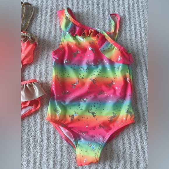 Freestyle Revolution Coral and Gold Swimsuit - Picture 5 of 8